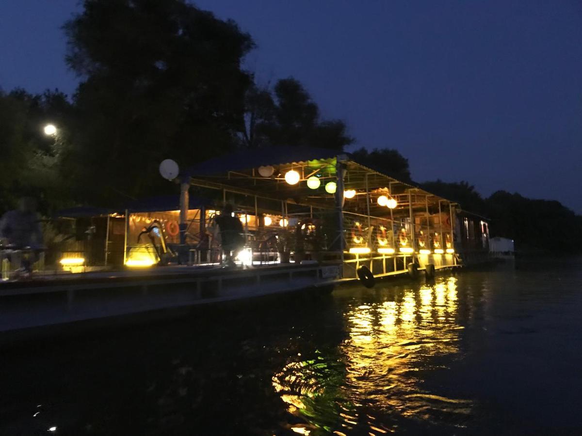 Tisza-Beach Wild Camping 5 Szeged Exterior foto